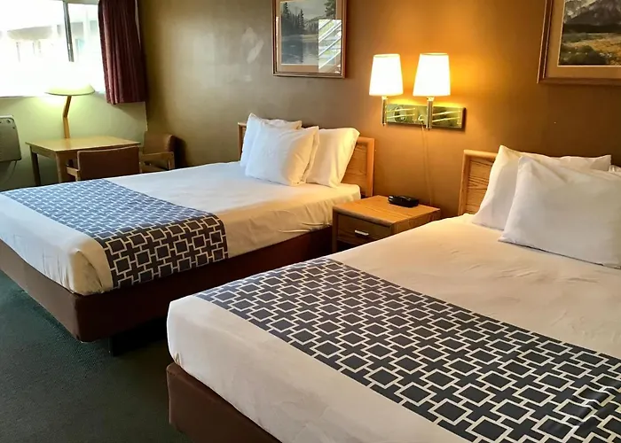 Travelodge By Wyndham Powell